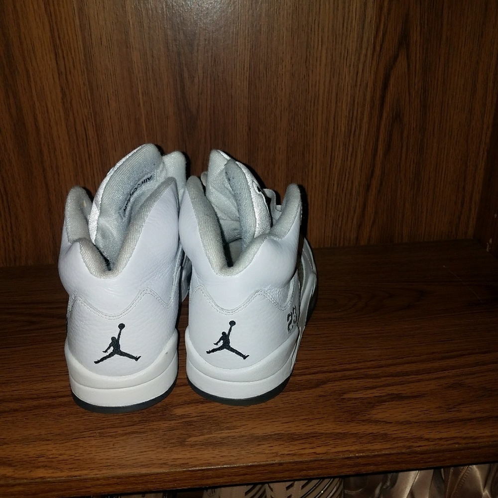 NIKE AIR JORDAN'S 5 RETRO - Picture 3 of 4